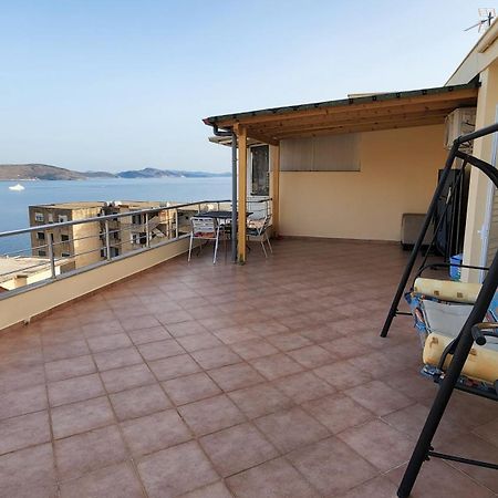 Glen'S Rooftop Sarandë Exterior foto