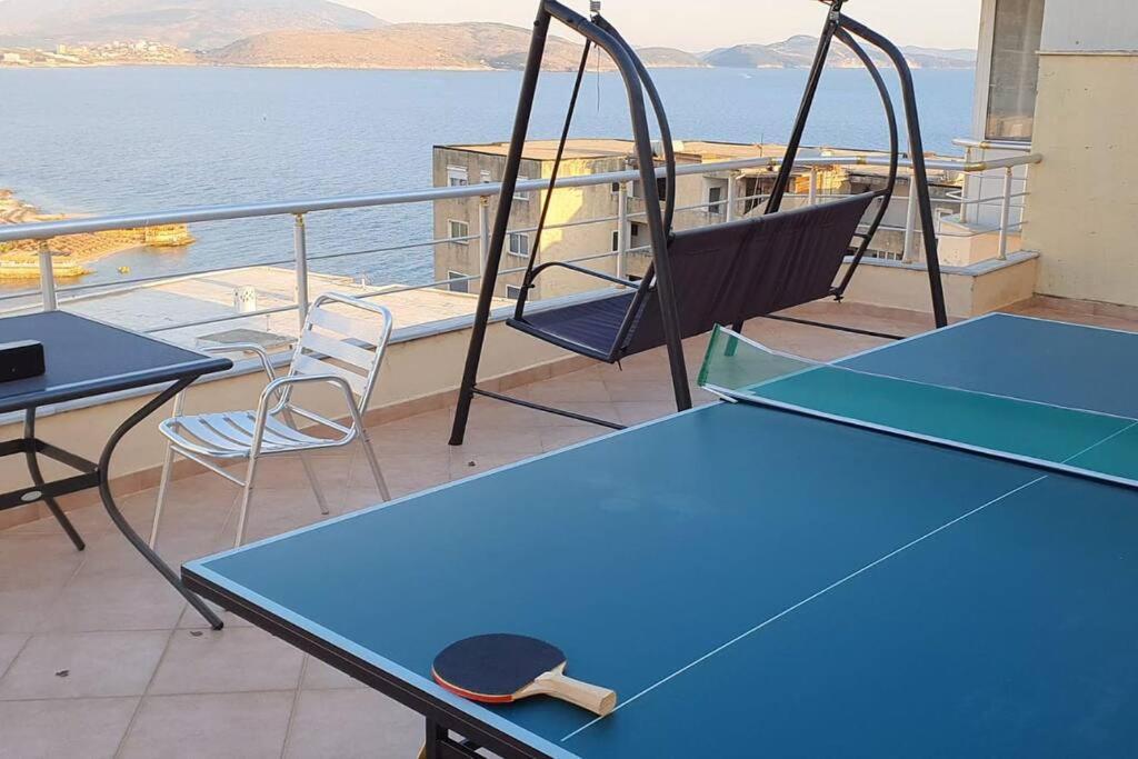 Glen'S Rooftop Sarandë Exterior foto