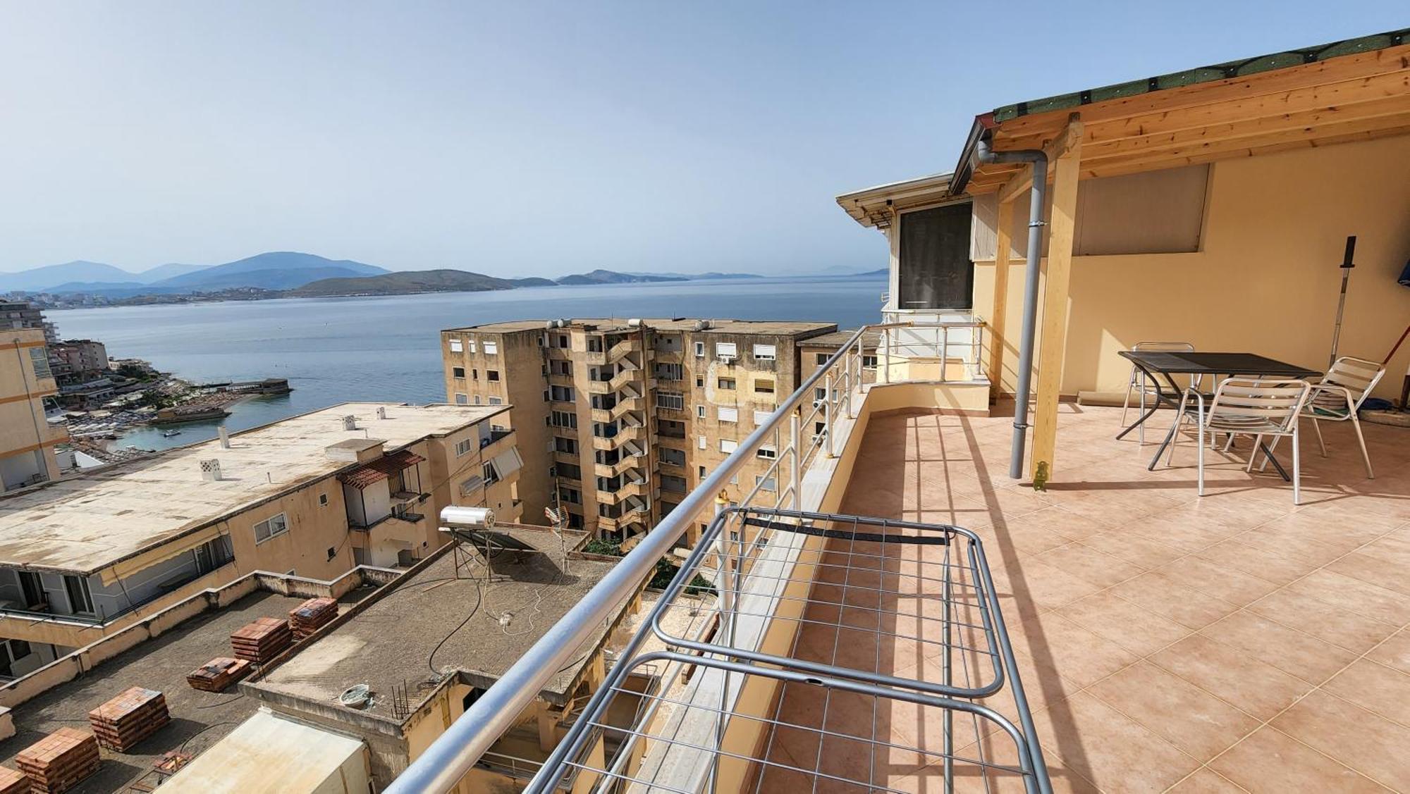 Glen'S Rooftop Sarandë Exterior foto