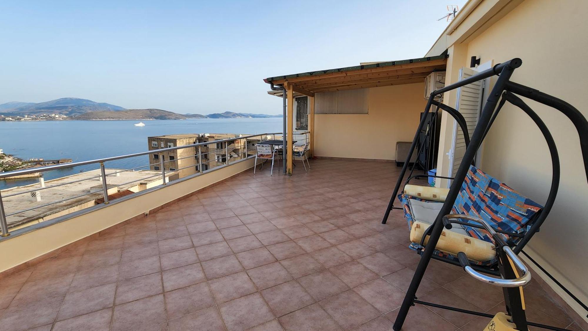 Glen'S Rooftop Sarandë Exterior foto